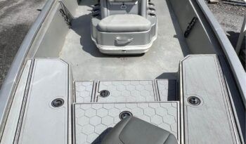 2021 Avid 23’ FS Center Console overview