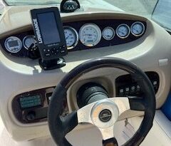 2002 Chaparral Sunesta 243:DB steering