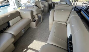 2023 StarCraft LX 22 Sport Tri-toon all seats
