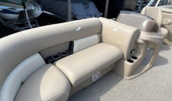 2023 StarCraft LX 22 Sport Tri-toon back seats