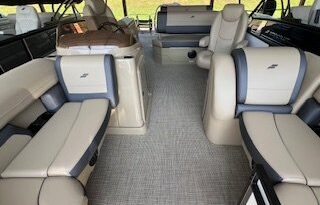 2025 Starcraft EXS-3 DL inside