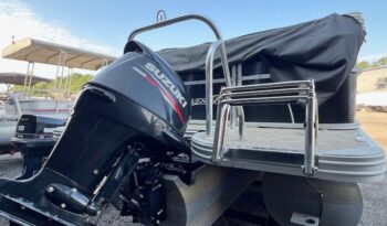 2016 Silverwave 230 RL Tri-Toon rear