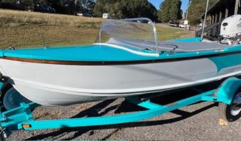 Retro 1957 Starcraft Ski Champ front