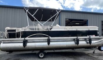 2007 Starcraft 24′ Pontoon side