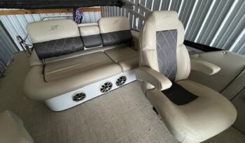 2022 Silverwave 2410 JS seats